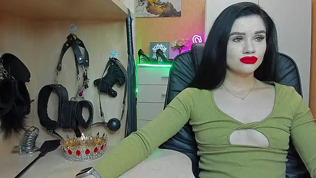 Snapshot of KristiTopxx chatting on 09/23/25, 07:28 KristiTopxx online show from 09/23/25, 07:28