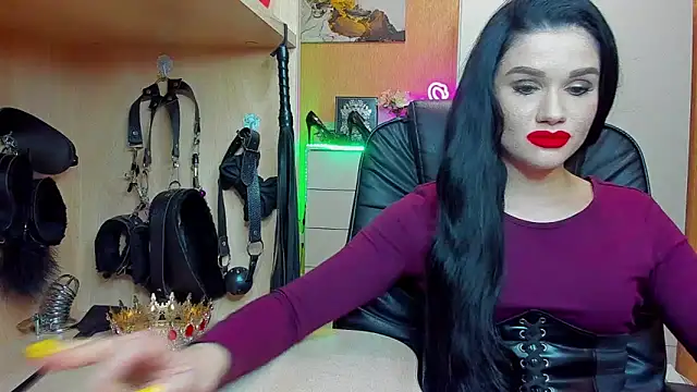 Snapshot of KristiTopxx chatting on 11/01/25, 08:44 KristiTopxx online show from 11/01/25, 08:44