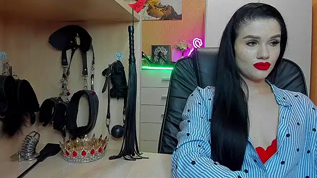 KristiTopxx online show from 05/18/26, 06:03