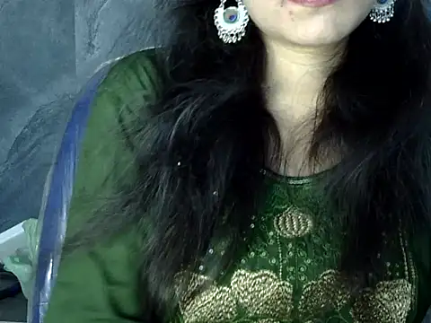Snapshot of Neha_Sharma2 chatting on 03/11/26, 10:10 Neha Sharma2 online show from 03/11/26, 10:10