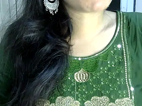 Snapshot of Neha_Sharma2 chatting on 04/05/26, 01:52 Neha Sharma2 online show from 04/05/26, 01:52