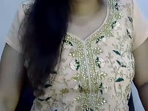 Snapshot of Neha_Sharma2 chatting on 04/12/26, 12:10 Neha Sharma2 online show from 04/12/26, 12:10