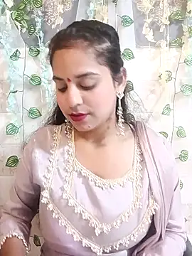 lovely-girl99 online show from 03/27/26, 03:45