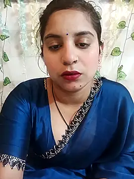 lovely-girl99 online show from 04/06/26, 03:37