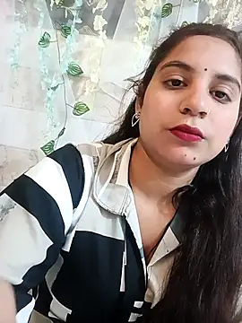 lovely-girl99 online show from 04/07/26, 04:46