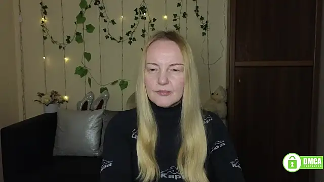 Snapshot of Bella_soulmate chatting on 02/27/26, 12:27 Bella soulmate online show from 02/27/26, 12:27