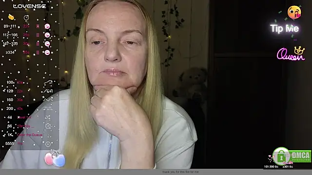 Snapshot of Bella_soulmate chatting on 06/03/26, 05:32 Bella soulmate online show from 06/03/26, 05:32