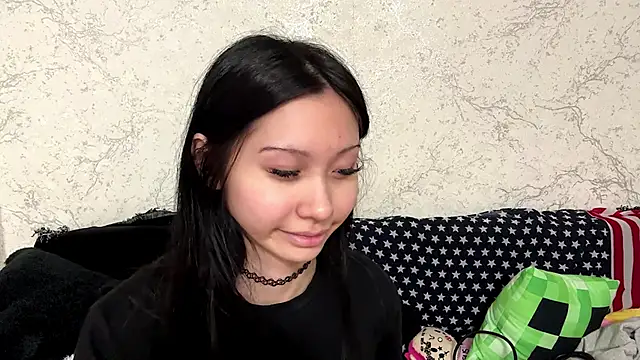 Snapshot of kishagrayone chatting on 05/21/26, 01:29 kishagrayone online show from 05/21/26, 01:29