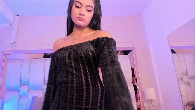 KatherineRuiz  online show from 06/11/26, 12:14