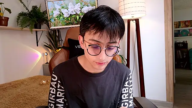 Snapshot of Sr_evann chatting on 04/11/26, 01:48 Sr evann online show from 04/11/26, 01:48