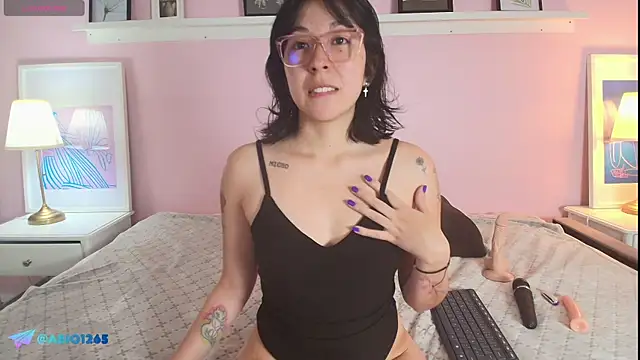 Snapshot of Abigailladyy chatting on 06/09/26, 11:33 Abigailladyy online show from 06/09/26, 11:33