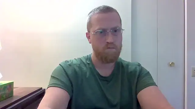 Snapshot of tytheexhibionist chatting on 04/26/26, 01:20 tytheexhibionist online show from 04/26/26, 01:20
