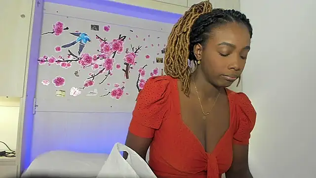 Snapshot of Oshun_444 chatting on 06/10/26, 04:12 Oshun 444 online show from 06/10/26, 04:12