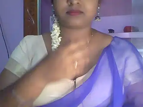 Snapshot of Tamil_Kuttyma chatting on 06/03/26, 12:52 Tamil Kuttyma online show from 06/03/26, 12:52