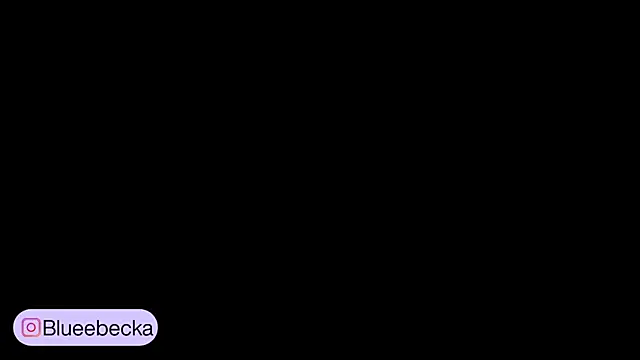 Snapshot of BeckaBlue chatting on 05/08/26, 10:09 BeckaBlue online show from 05/08/26, 10:09