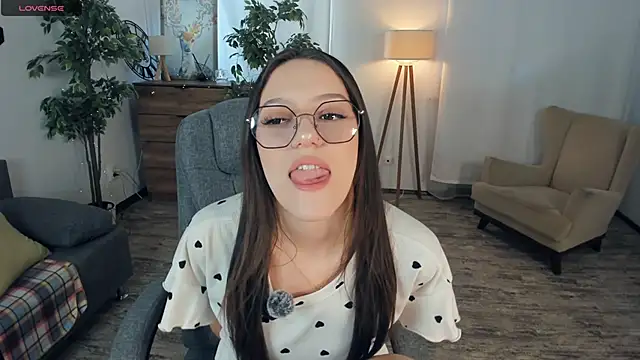 Snapshot of SammieMir chatting on 03/23/26, 07:12 SammieMir online show from 03/23/26, 07:12