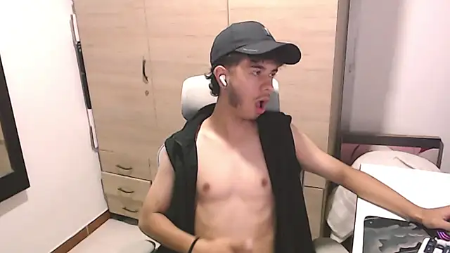 axeldarkk online show from 03/10/26, 07:30