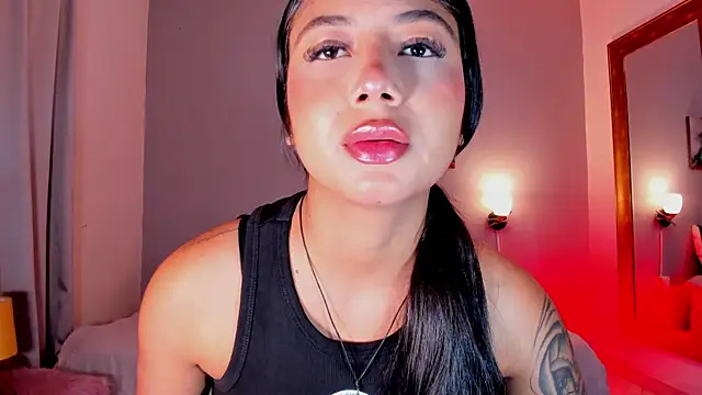 KimTaylorW online show from 07/04/26, 02:51
