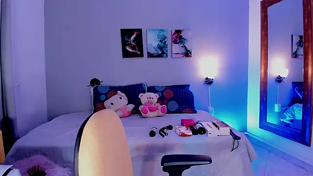 KimTaylorW online show from 07/08/26, 02:38