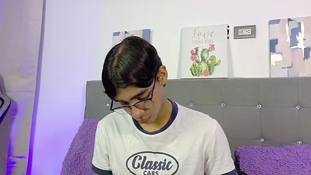 Eros Lux online show from 07/16/26, 12:44