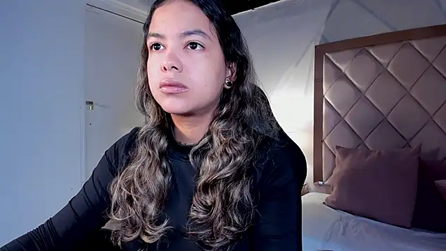Snapshot of dulce_lyraa1 chatting on 04/07/26, 04:24 dulce lyraa1 online show from 04/07/26, 04:24