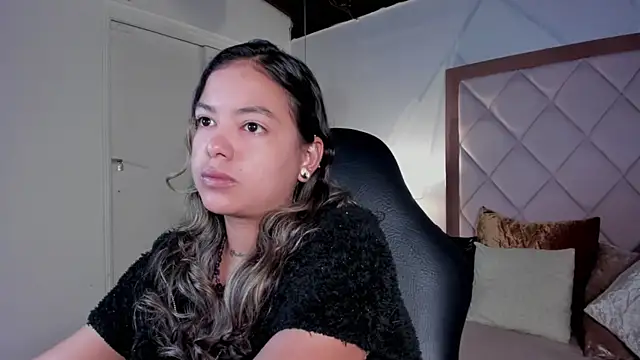 Snapshot of dulce_lyraa1 chatting on 04/17/26, 04:59 dulce lyraa1 online show from 04/17/26, 04:59