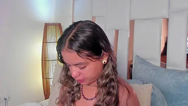 Snapshot of dulce_lyraa1 chatting on 05/08/26, 10:59 dulce lyraa1 online show from 05/08/26, 10:59