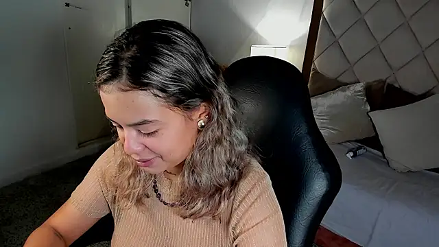 dulce lyraa1 online show from 07/09/26, 04:27