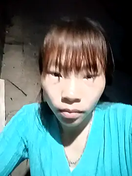 Snapshot of pic8800 chatting on 04/17/26, 12:35 pic8800 online show from 04/17/26, 12:35