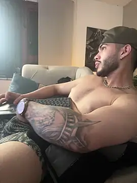 Snapshot of Vincentblack chatting on 06/07/26, 02:05 Vincentblack online show from 06/07/26, 02:05