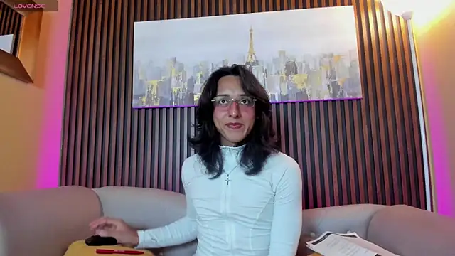 Snapshot of Elisasue chatting on 04/22/26, 02:58 Elisasue online show from 04/22/26, 02:58