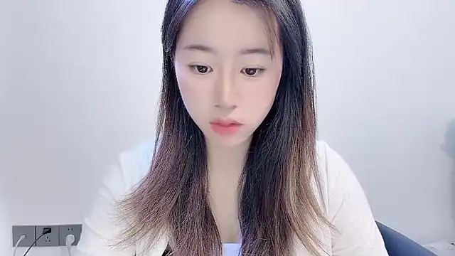Snapshot of Baixi-01 chatting on 03/07/26, 05:04 Baixi-01 online show from 03/07/26, 05:04