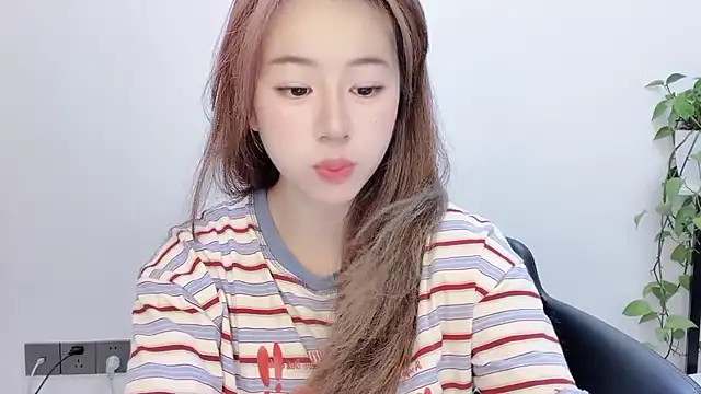 Snapshot of Baixi-01 chatting on 06/03/26, 02:33 Baixi-01 online show from 06/03/26, 02:33