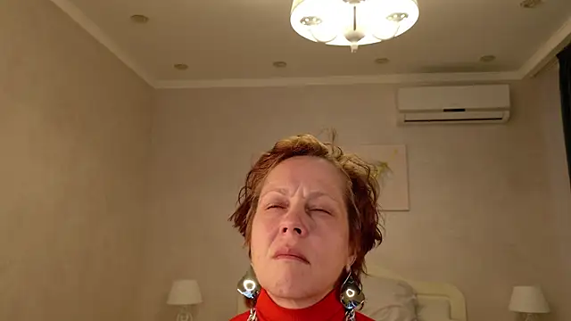 Snapshot of LioraWeiss chatting on 04/02/26, 07:50 LioraWeiss online show from 04/02/26, 07:50