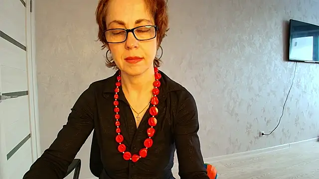 Snapshot of LioraWeiss chatting on 04/20/26, 08:39 LioraWeiss online show from 04/20/26, 08:39