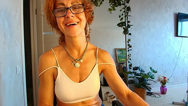 LioraWeiss online show from 07/28/26, 02:13