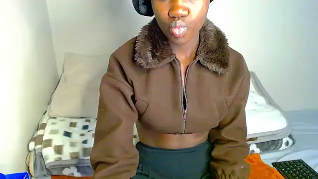 Snapshot of Melanin07 chatting on 06/05/26, 09:31 Melanin07 online show from 06/05/26, 09:31