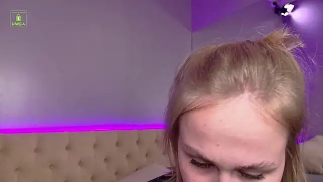 stacy moorex online show from 07/28/26, 03:35
