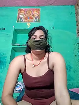 Snapshot of Poonam_bhoji chatting on 03/07/26, 09:28 Poonam bhoji online show from 03/07/26, 09:28