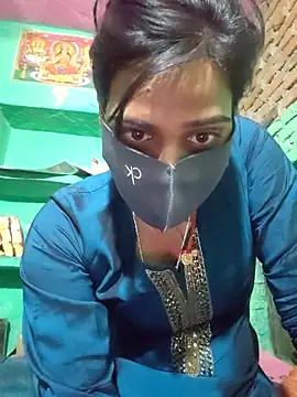 Snapshot of Poonam_bhoji chatting on 03/17/26, 02:20 Poonam bhoji online show from 03/17/26, 02:20
