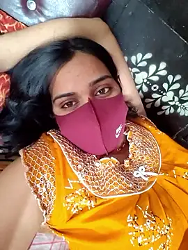 Snapshot of Poonam_bhoji chatting on 04/07/26, 07:42 Poonam bhoji online show from 04/07/26, 07:42