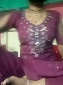 Snapshot of Shivani_bhabi chatting on 06/10/26, 07:29 Shivani bhabi online show from 06/10/26, 07:29