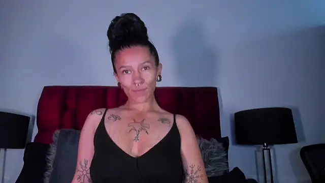 Snapshot of Amelie_Blake chatting on 04/28/26, 12:10 Amelie Blake online show from 04/28/26, 12:10