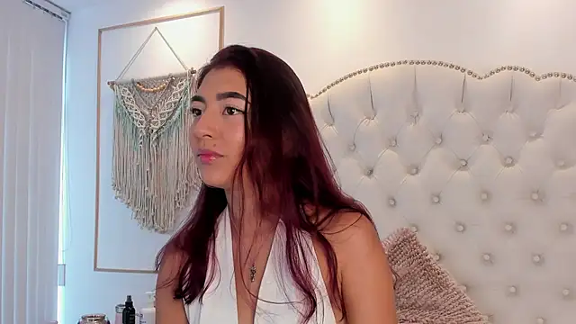Snapshot of Sara_funy chatting on 03/16/26, 12:31 Sara funy online show from 03/16/26, 12:31