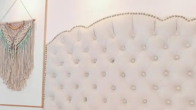 Snapshot of Sara_funy chatting on 04/11/26, 11:36 Sara funy online show from 04/11/26, 11:36