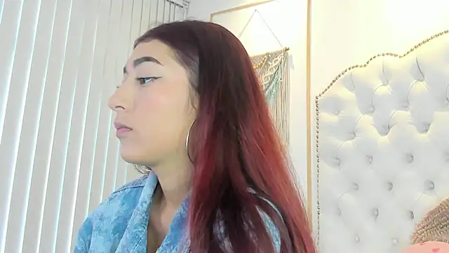 Snapshot of Sara_funy chatting on 05/26/26, 11:28 Sara funy online show from 05/26/26, 11:28