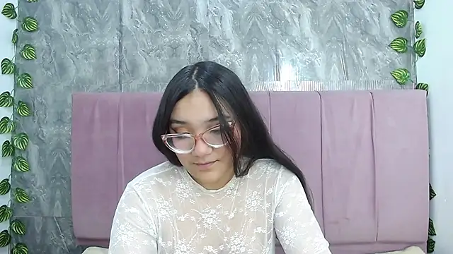 anyela donecm online show from 06/22/26, 07:55