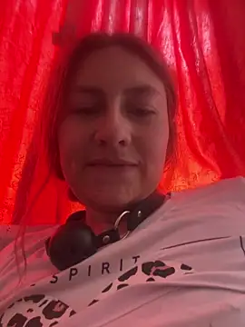 Alicia  1 online show from 05/26/26, 05:53