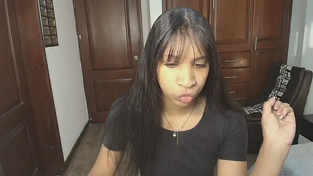 Snapshot of ShayMilleer chatting on 06/06/26, 11:37 ShayMilleer online show from 06/06/26, 11:37
