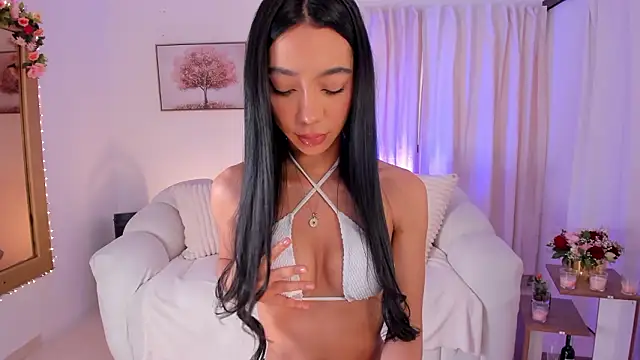Snapshot of IsabellaLux_ chatting on 03/11/26, 02:01 IsabellaLux online show from 03/11/26, 02:01